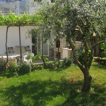 Apartman Gloria * Pula