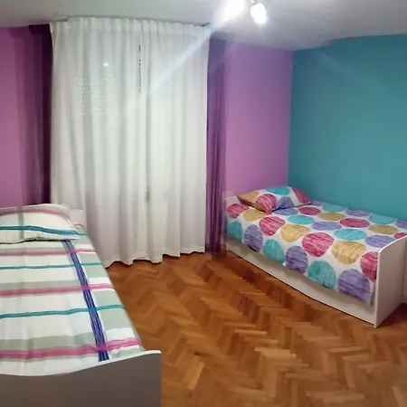 Apartman Apartman Gloria *