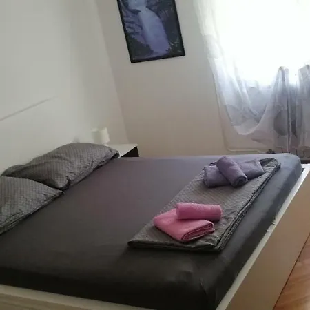 Apartman Gloria * Pula